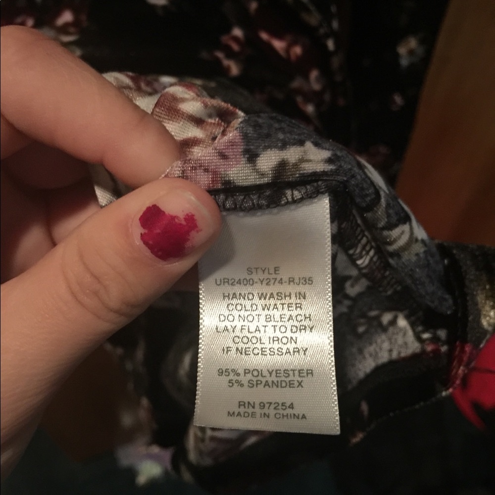 Dress - Picture 4 of 4